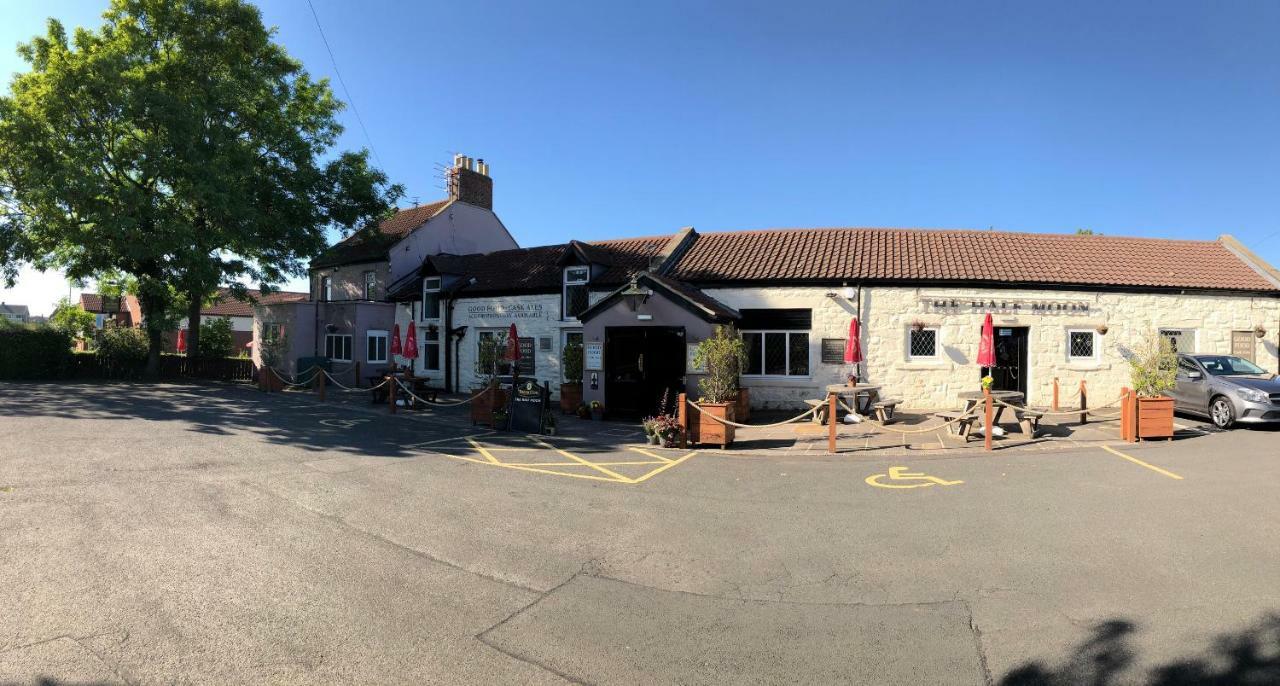 The Half Moon Inn 애싱턴 외부 사진
